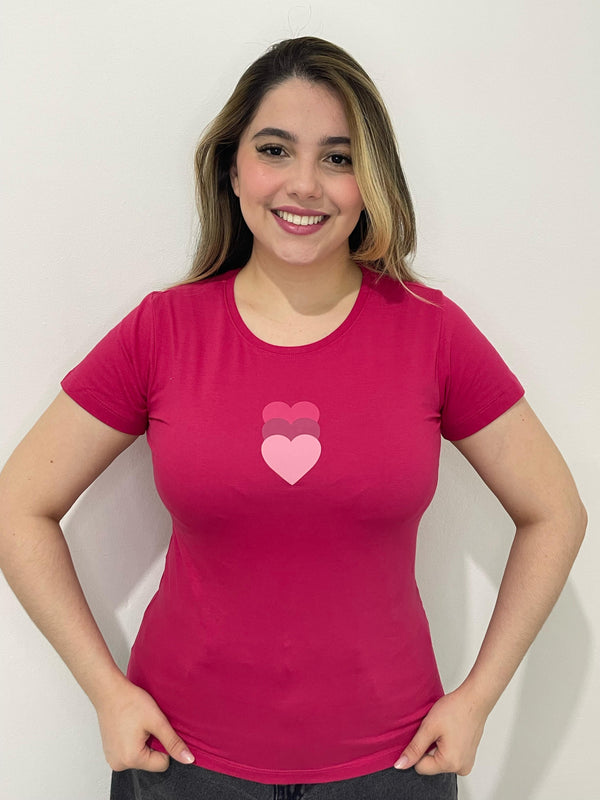 Camiseta Feminina Pink Corações Sobrepostos