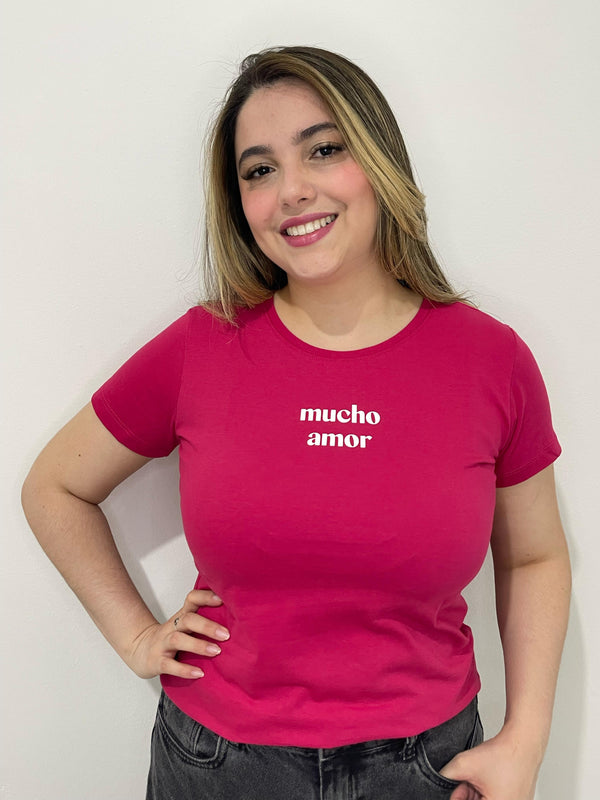 Camiseta Mucho Amor – Rosa