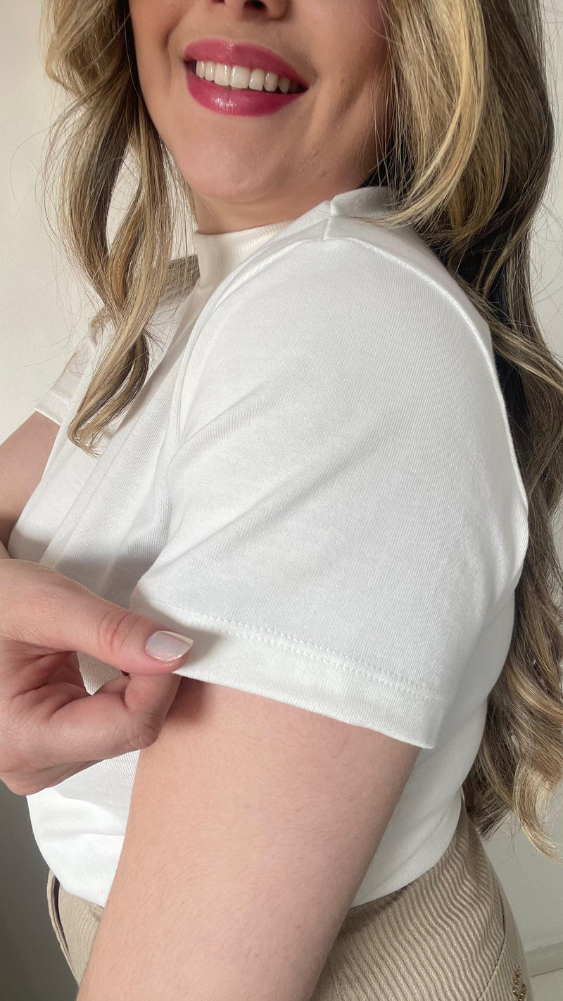 Camiseta gola alta Branca