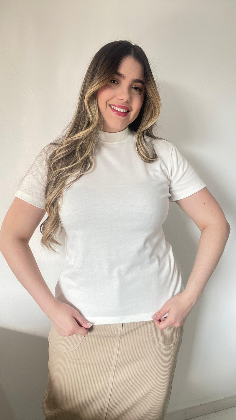 Camiseta gola alta Branca